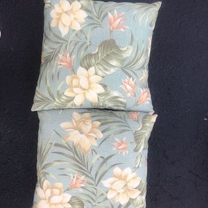Throw pillows